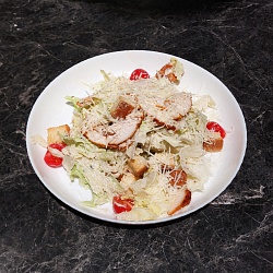 Цезарь с курицей
